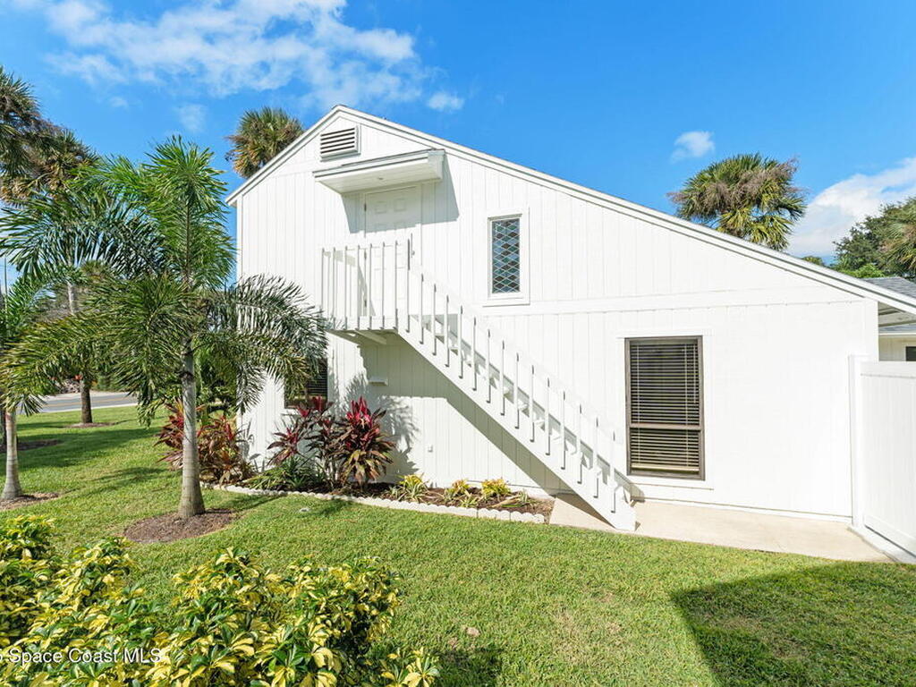 4615 Saxon Drive, New Smyrna Beach, FL 32169