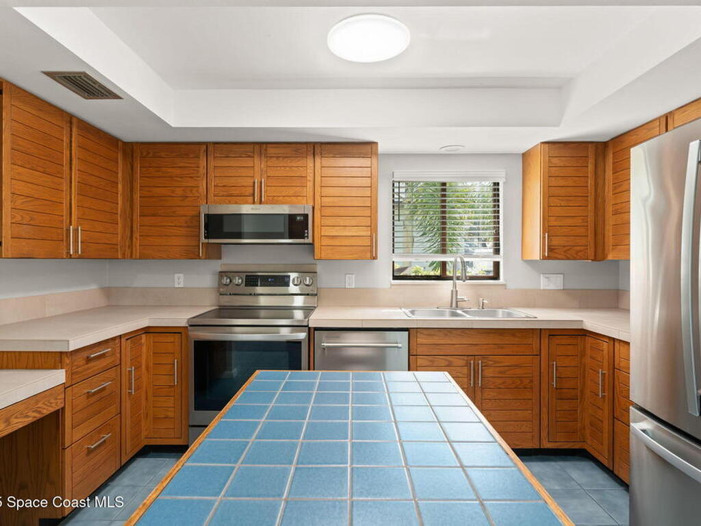 4615 Saxon Drive, New Smyrna Beach, FL 32169