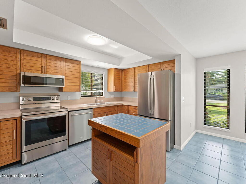 4615 Saxon Drive, New Smyrna Beach, FL 32169