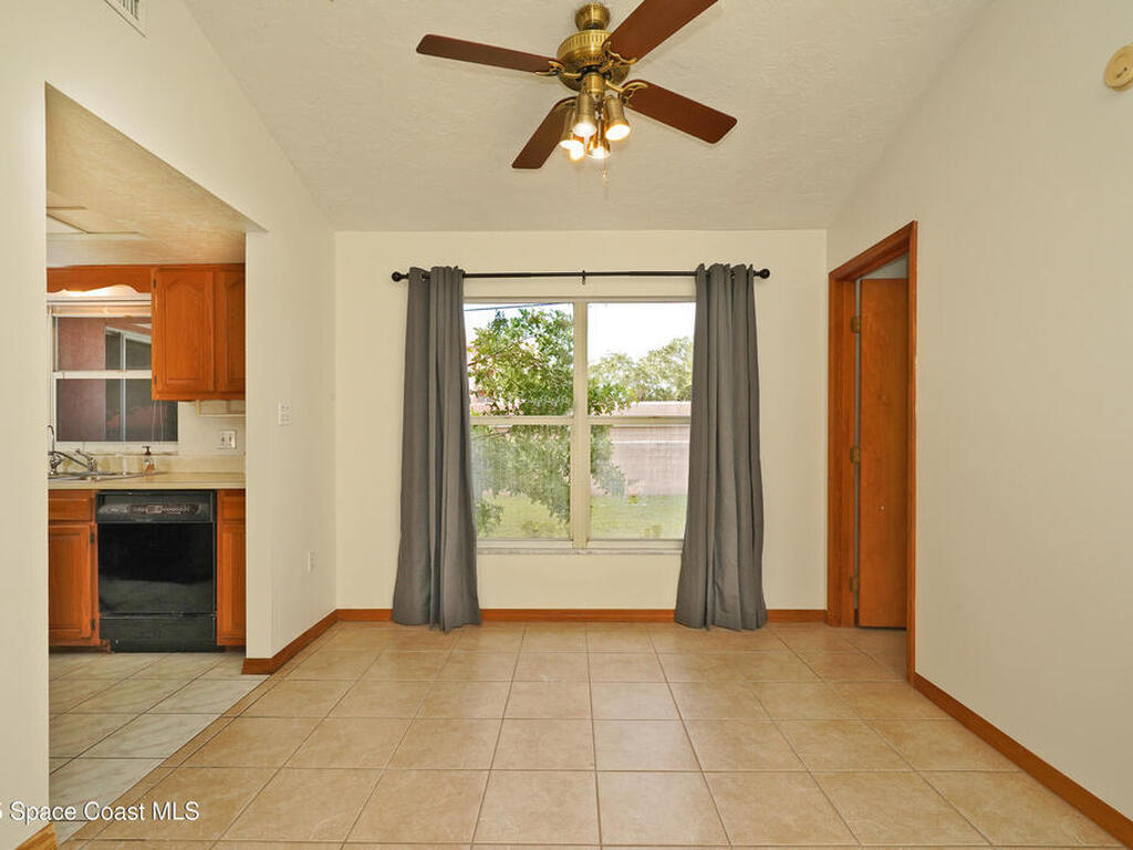 385 Island Oaks Place, Merritt Island, FL 32953