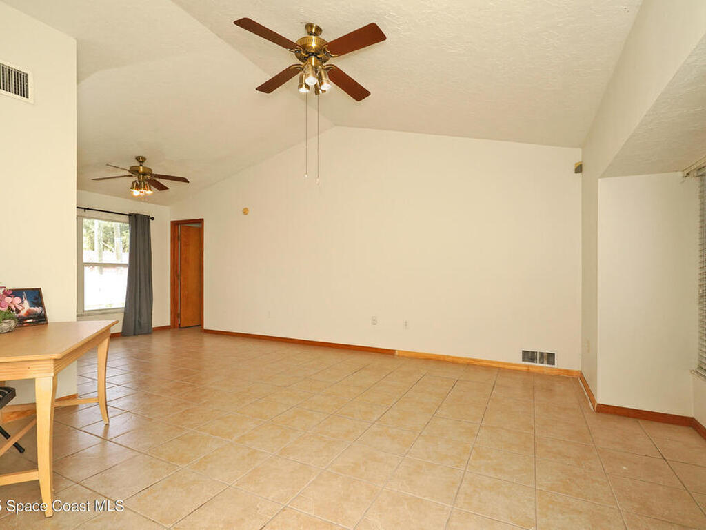 385 Island Oaks Place, Merritt Island, FL 32953