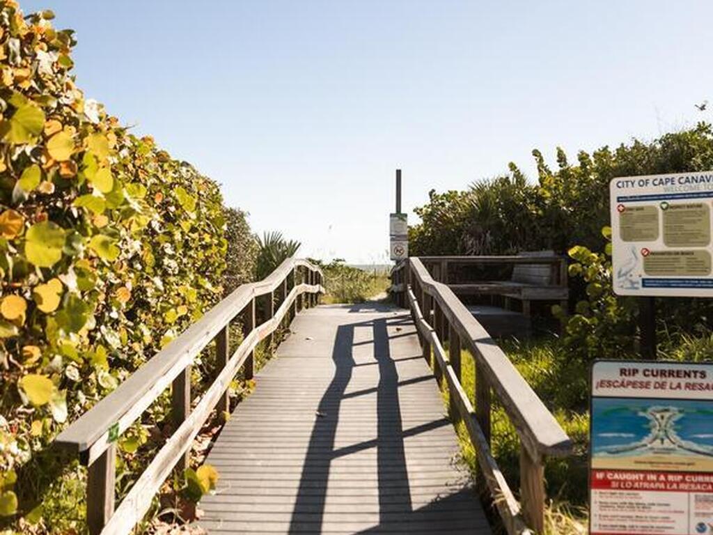 7165 Ridgewood Avenue, Cape Canaveral, FL 32920