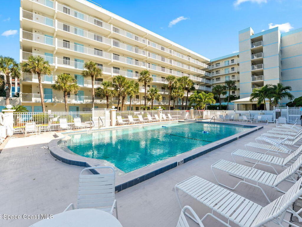 1050 N Atlantic Avenue, Cocoa Beach, FL 32931