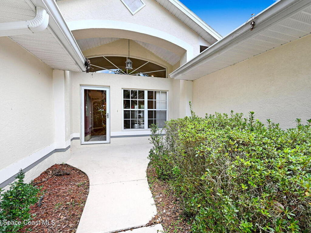 2537 Evergreen Avenue, Titusville, FL 32796