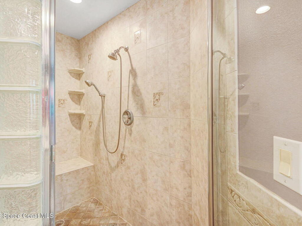 2537 Evergreen Avenue, Titusville, FL 32796