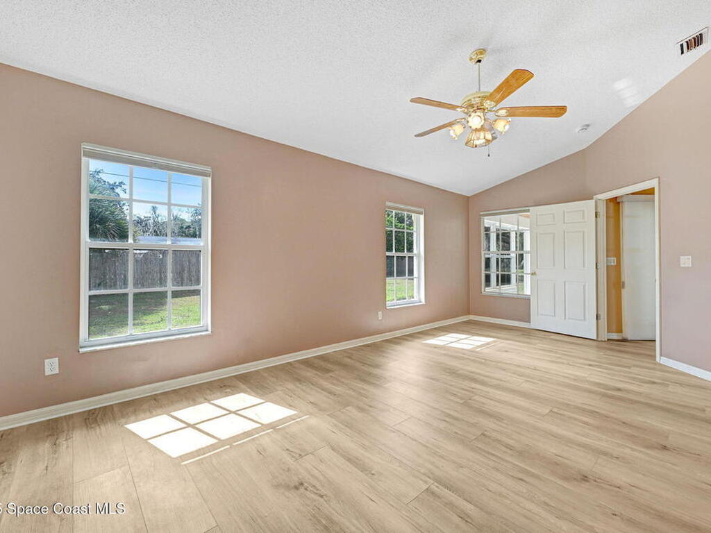 2537 Evergreen Avenue, Titusville, FL 32796