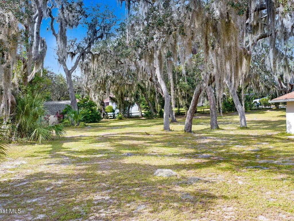 2537 Evergreen Avenue, Titusville, FL 32796