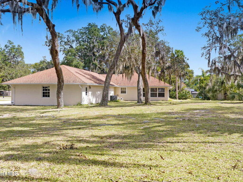 2537 Evergreen Avenue, Titusville, FL 32796