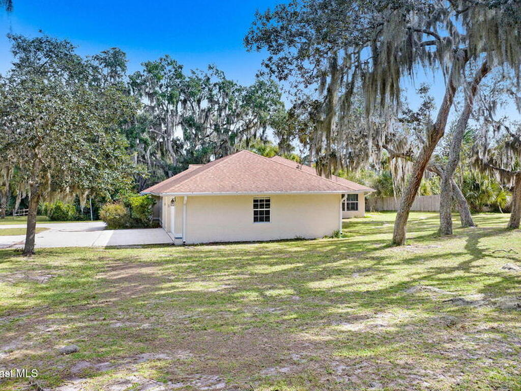 2537 Evergreen Avenue, Titusville, FL 32796