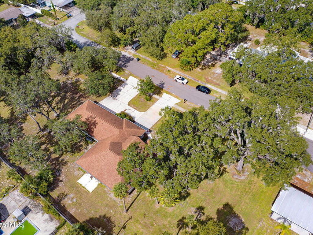 2537 Evergreen Avenue, Titusville, FL 32796