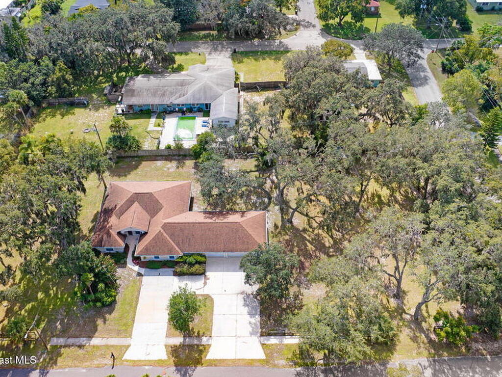 2537 Evergreen Avenue, Titusville, FL 32796