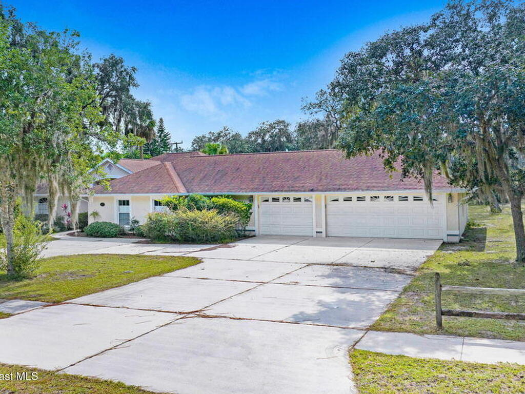 2537 Evergreen Avenue, Titusville, FL 32796