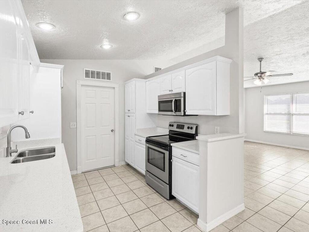 4468 SW Athena Drive, Port St. Lucie, FL 34953