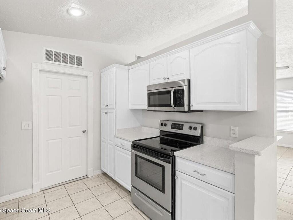 4468 SW Athena Drive, Port St. Lucie, FL 34953