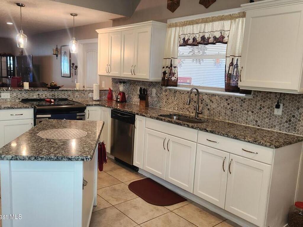 290 District Street, Palm Bay, FL 32909