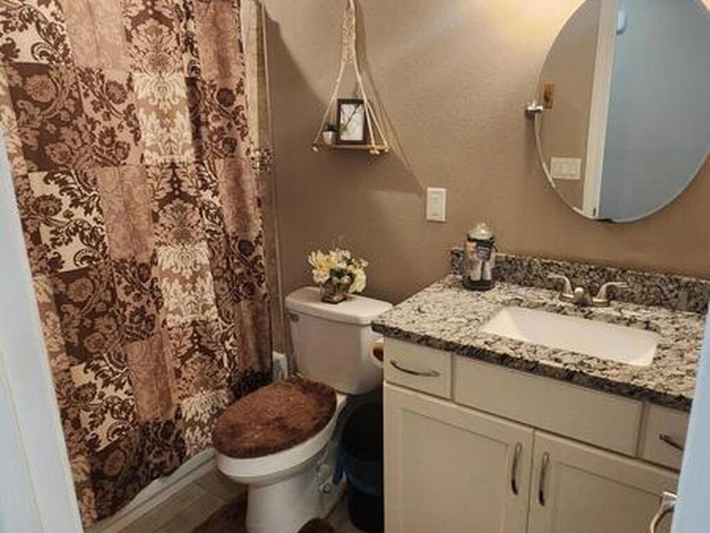 290 District Street, Palm Bay, FL 32909