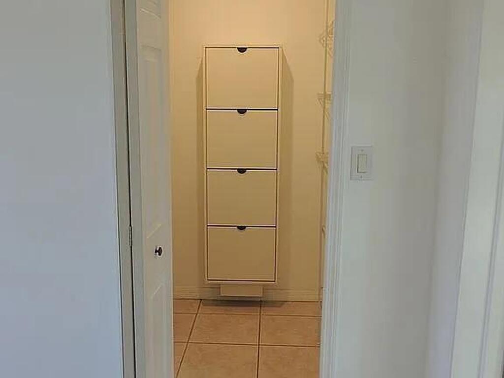 206 Fourth Avenue, Indialantic, FL 32903