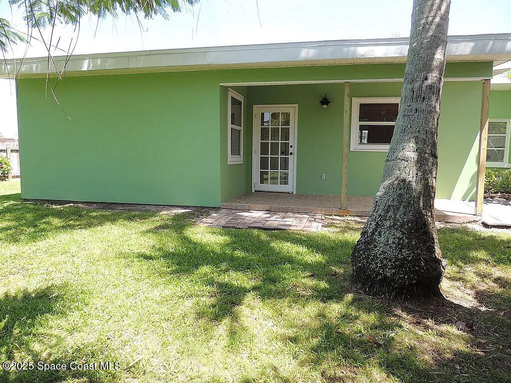 206 Fourth Avenue, Indialantic, FL 32903
