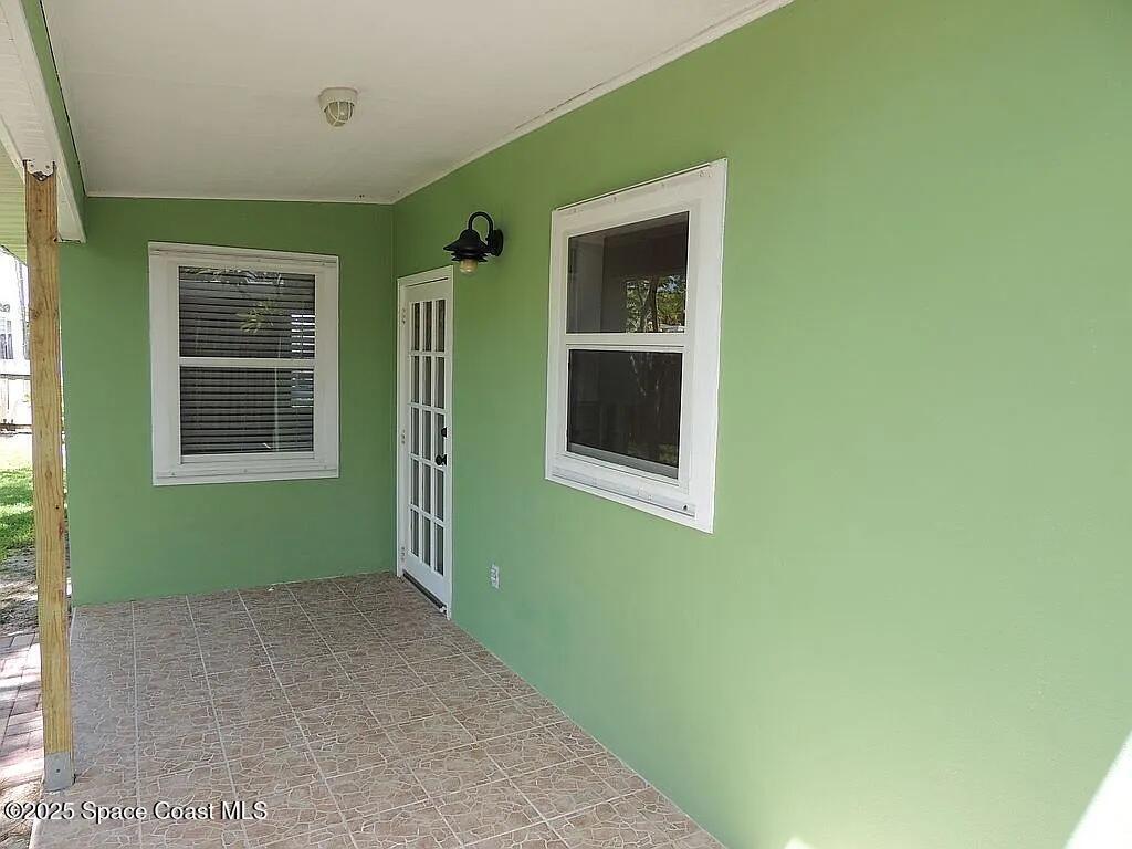 206 Fourth Avenue, Indialantic, FL 32903