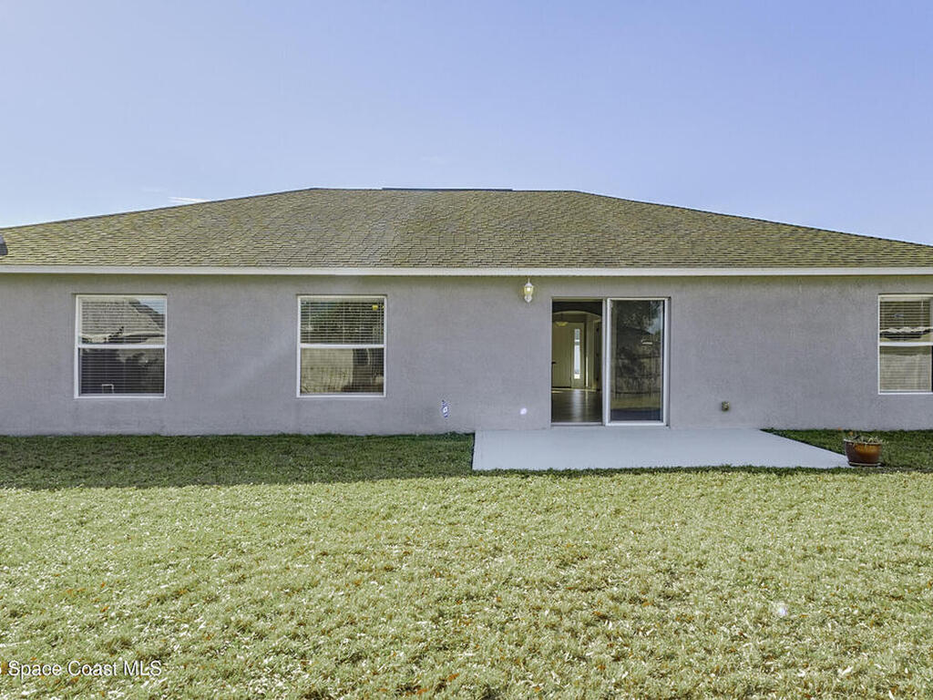 517 Hamwood Street, Palm Bay, FL 32908