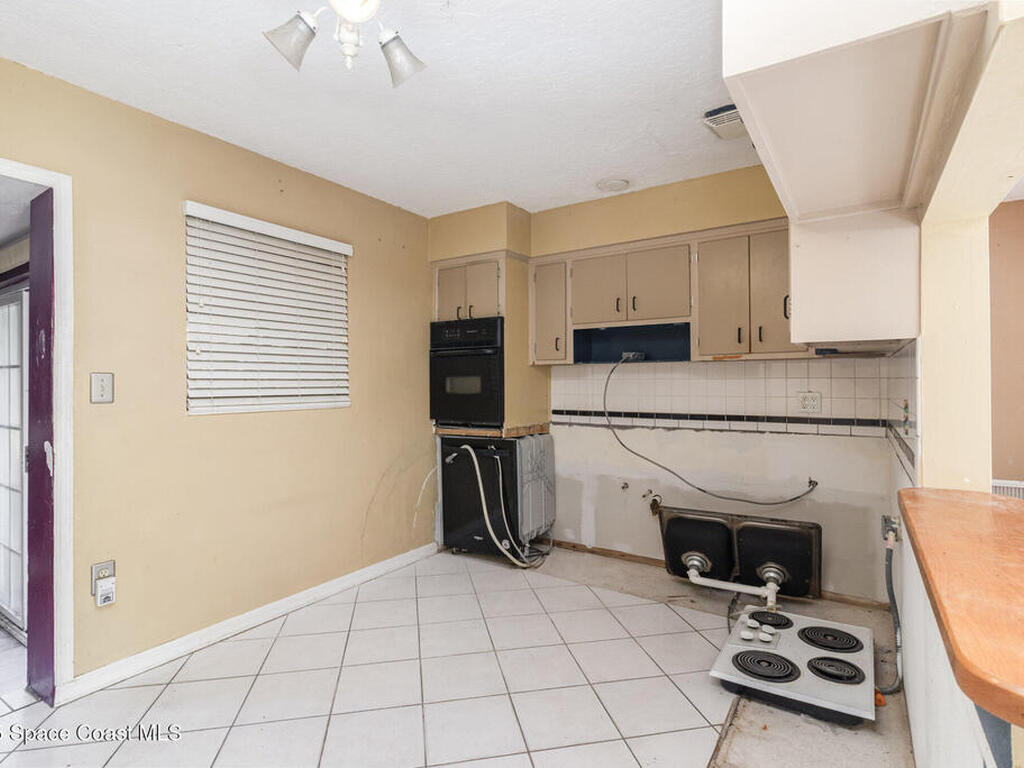 410 Nora Avenue, Merritt Island, FL 32952