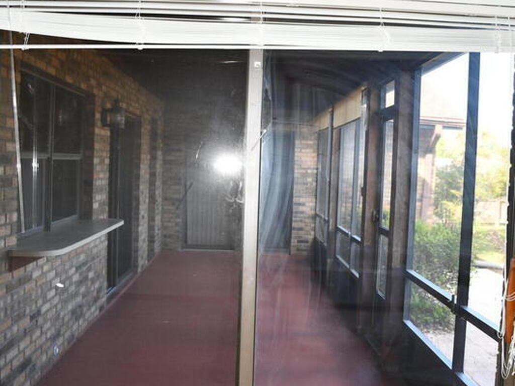 1273 Roslyn Avenue, Palm Bay, FL 32907