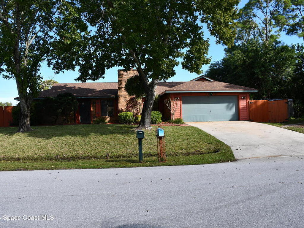 1273 Roslyn Avenue, Palm Bay, FL 32907