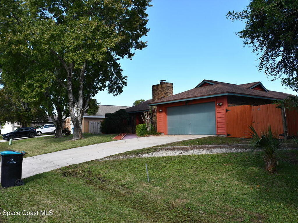 1273 Roslyn Avenue, Palm Bay, FL 32907