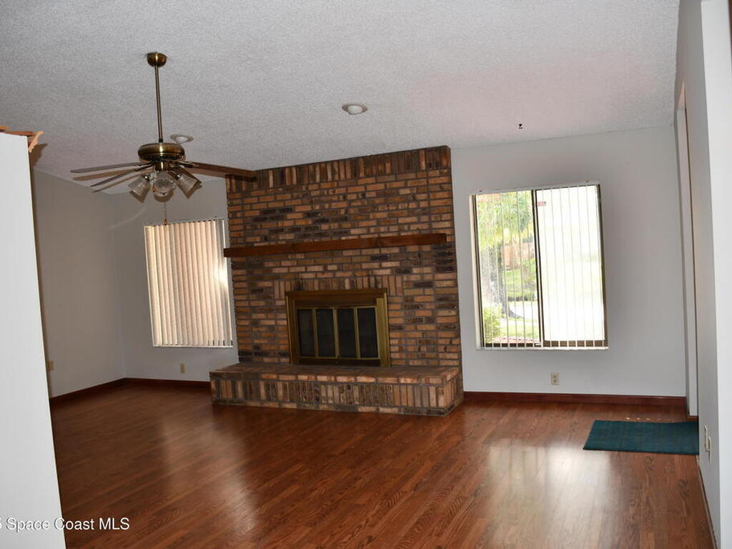 1273 Roslyn Avenue, Palm Bay, FL 32907