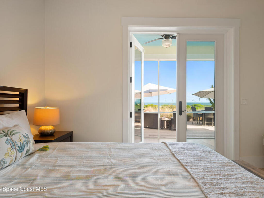 2645 S Atlantic Avenue, Cocoa Beach, FL 32931