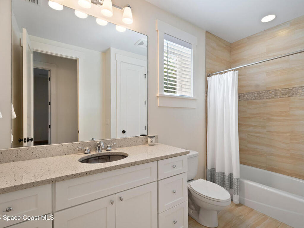 2645 S Atlantic Avenue, Cocoa Beach, FL 32931