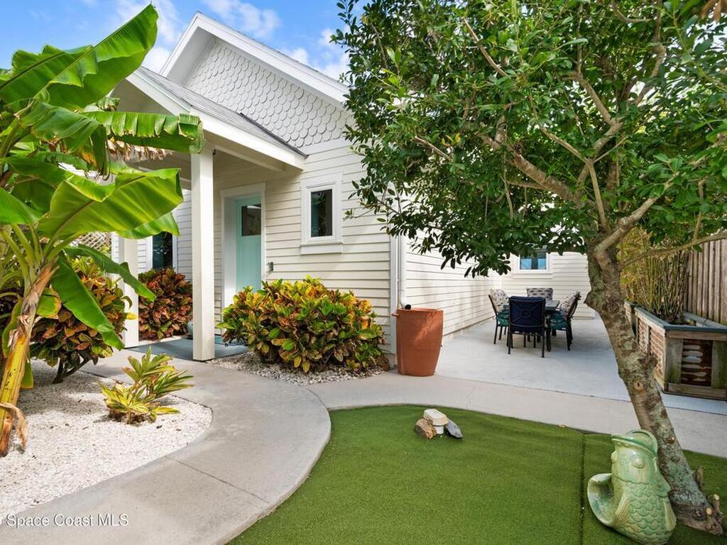 2645 S Atlantic Avenue, Cocoa Beach, FL 32931