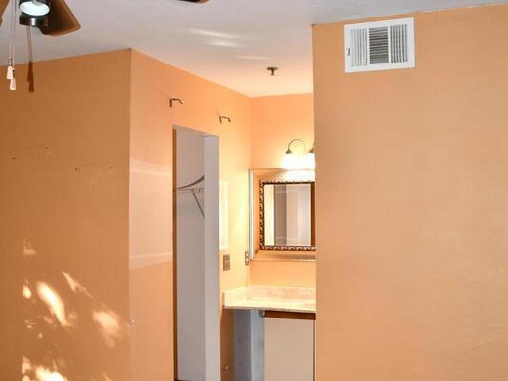 7821 Maplewood Drive, Melbourne, FL 32904