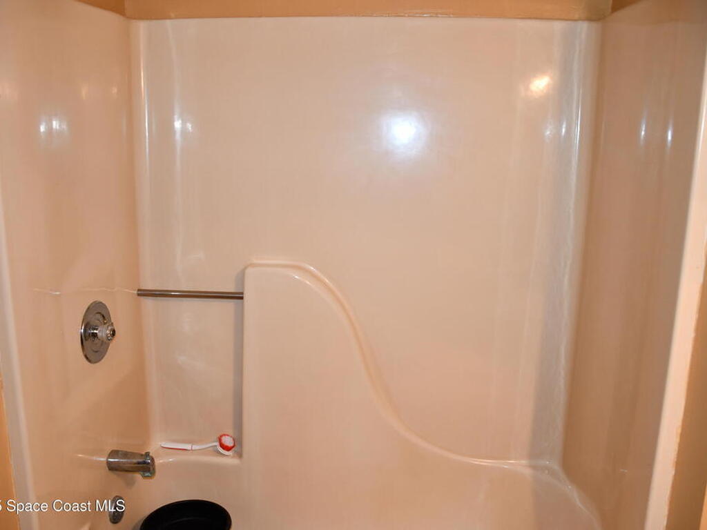 7821 Maplewood Drive, Melbourne, FL 32904