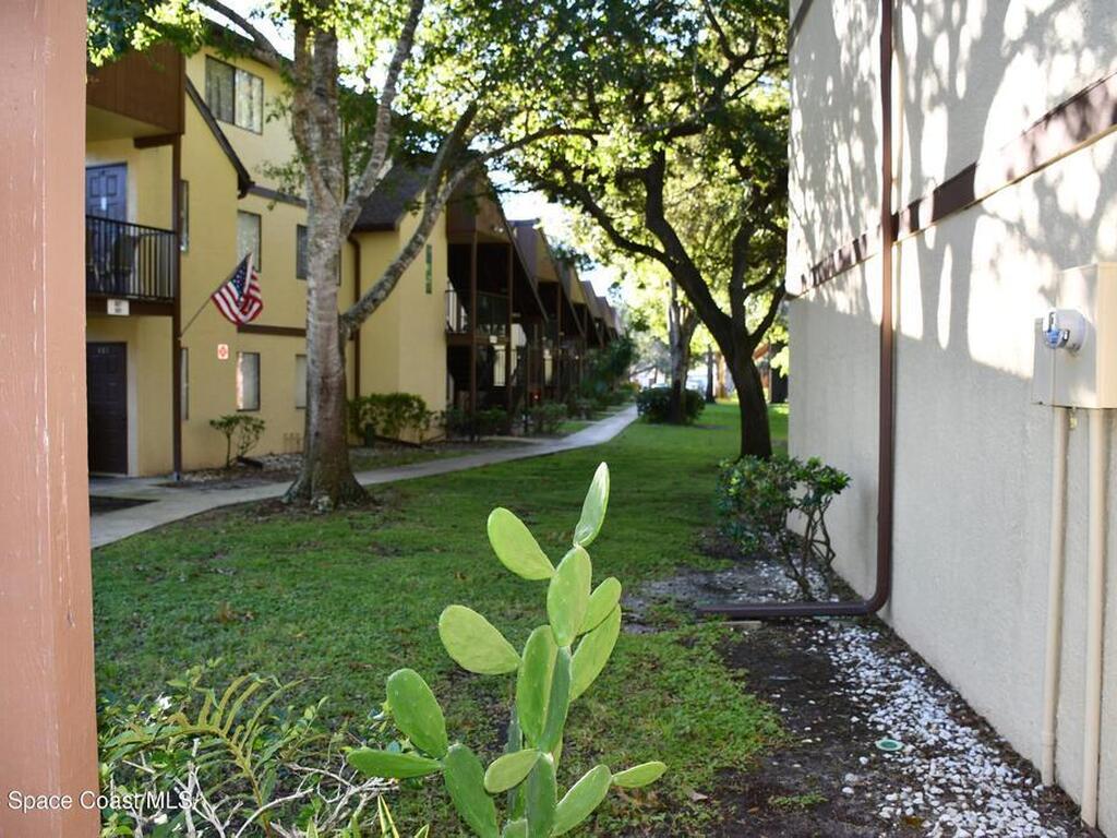 7821 Maplewood Drive, Melbourne, FL 32904