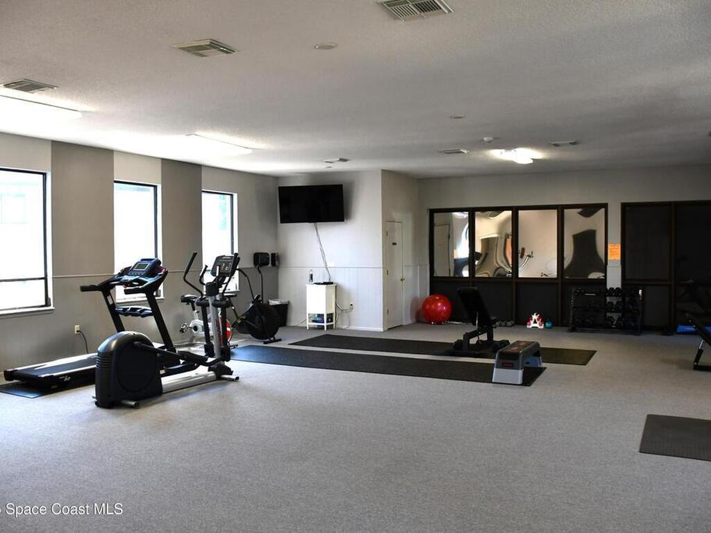 7821 Maplewood Drive, Melbourne, FL 32904