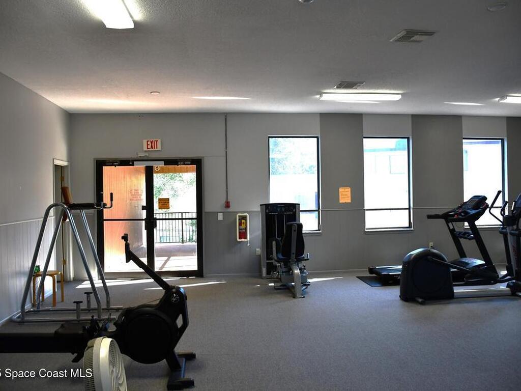 7821 Maplewood Drive, Melbourne, FL 32904