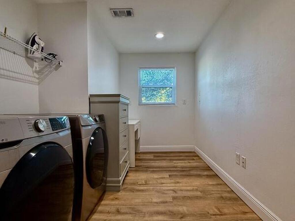 826 Newfound Harbor Drive, Merritt Island, FL 32952