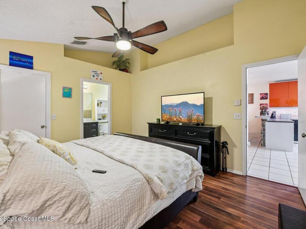 1125 Carey Glen Circle, Orlando, FL 32824