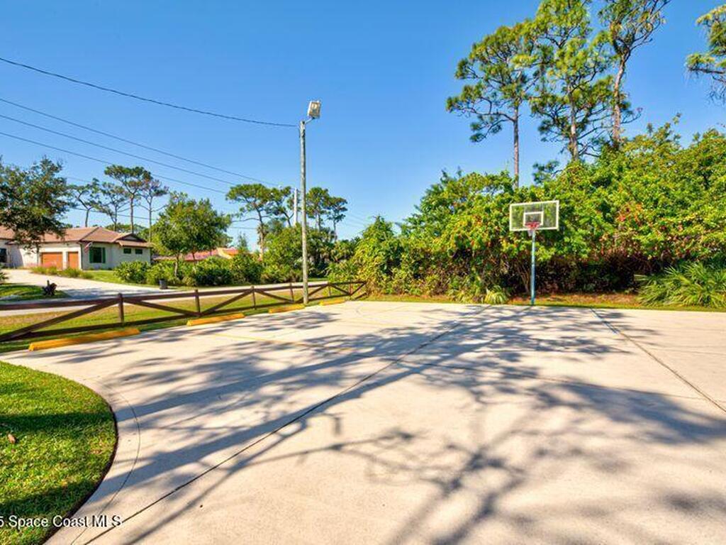 4116 Sparrow Hawk Road, Melbourne, FL 32934