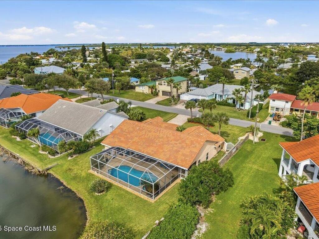 30 Indian Village Trail, Cocoa Beach, FL 32931