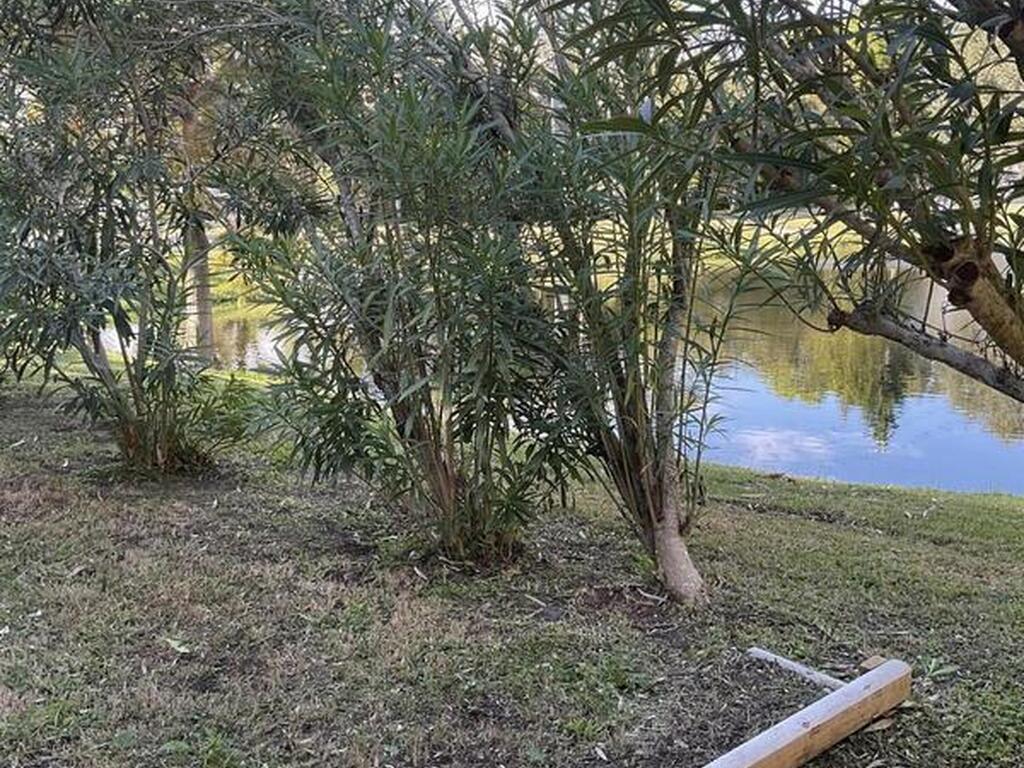 2416 N Tropical Trail, Merritt Island, FL 32953