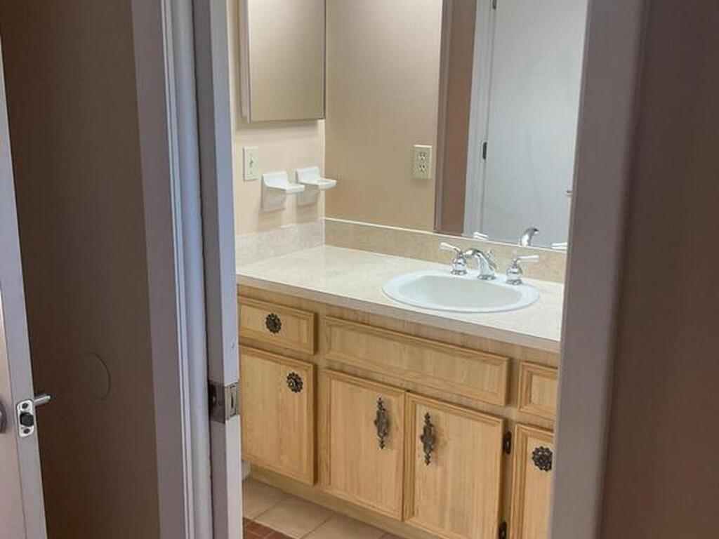 2416 N Tropical Trail, Merritt Island, FL 32953