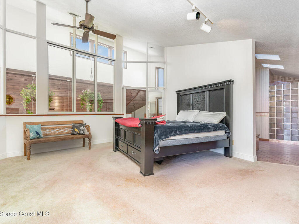 4 Spinnaker Point Court, Indian Harbour Beach, FL 32937