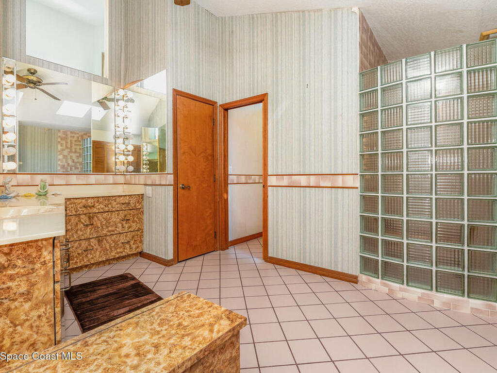 4 Spinnaker Point Court, Indian Harbour Beach, FL 32937