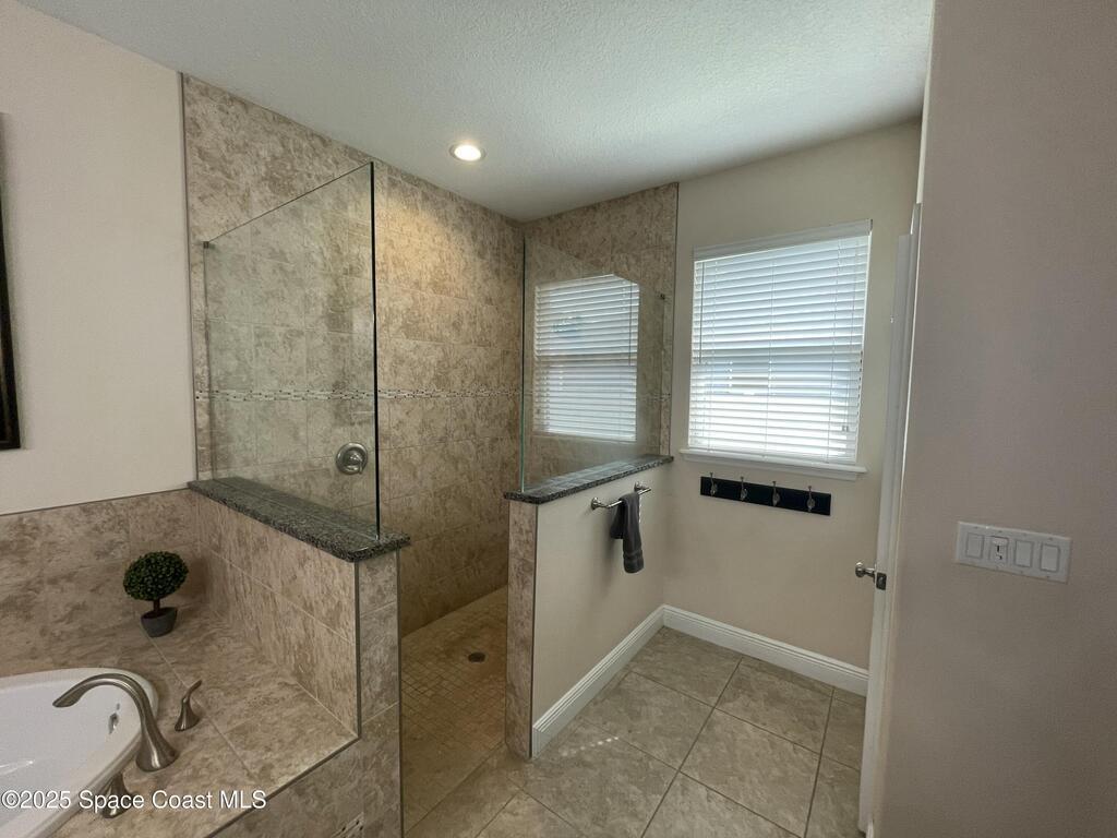 681 SW David Circle, Palm Bay, FL 32908