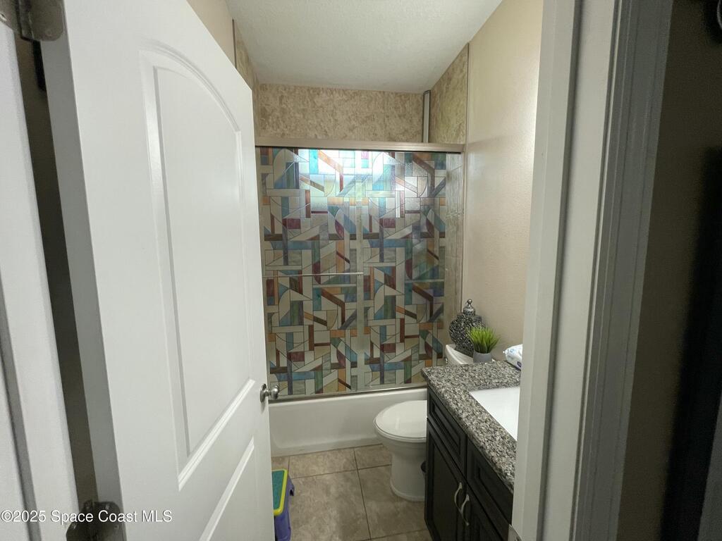 681 SW David Circle, Palm Bay, FL 32908