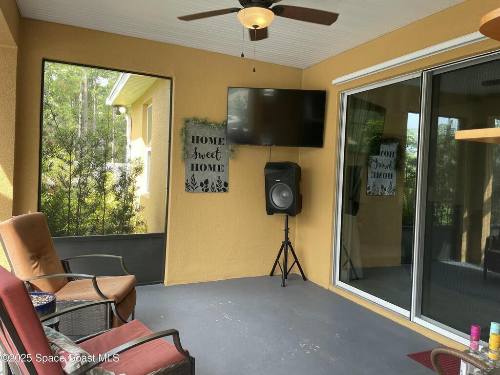 681 SW David Circle, Palm Bay, FL 32908