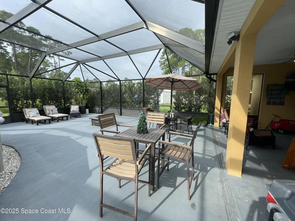 681 SW David Circle, Palm Bay, FL 32908