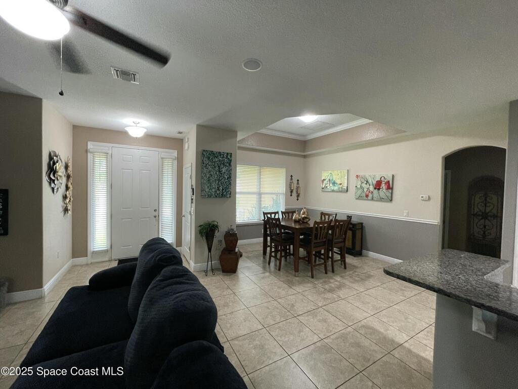 681 SW David Circle, Palm Bay, FL 32908